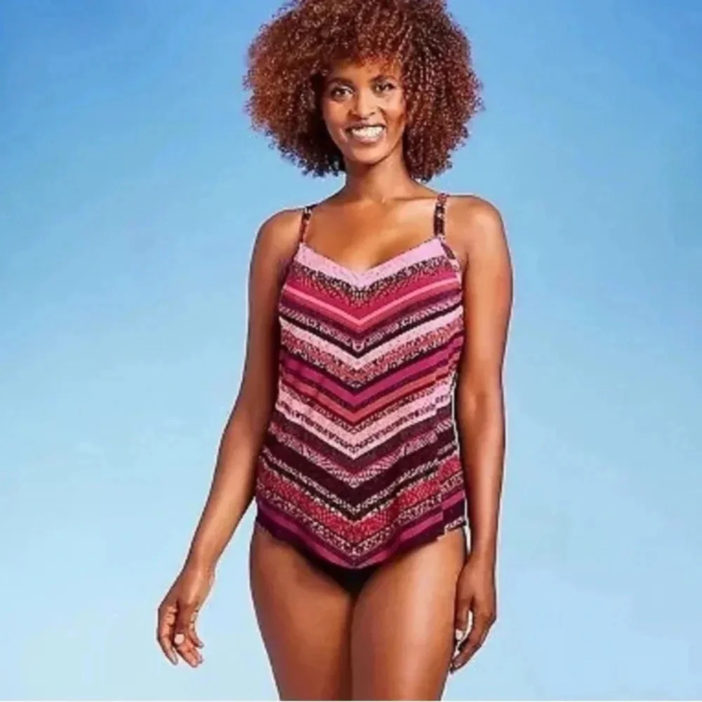 NWOT AQUA GREEN Swim Tank Top Tankini Pink Chevron Adjustable Straps UPF 50